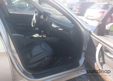 2006 BMW 330Xi из США, поврежденный, VIN WBAVD33526KV64052